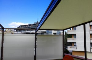 pergola btgroup chiusa installata su una veranda a nuoro sardegna